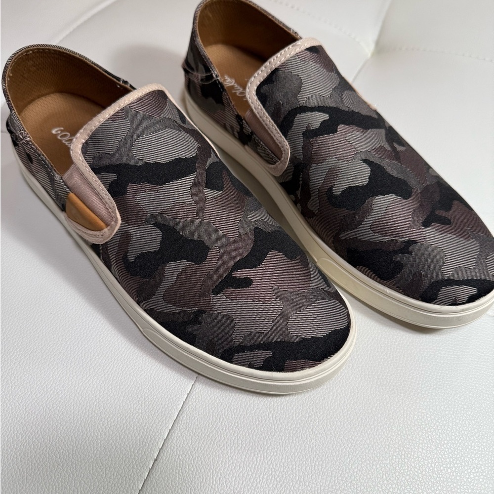 Olukai Womens Pehuea Pa’i Convertible Slip On Sneakers Size 10 Pink Camo Casual